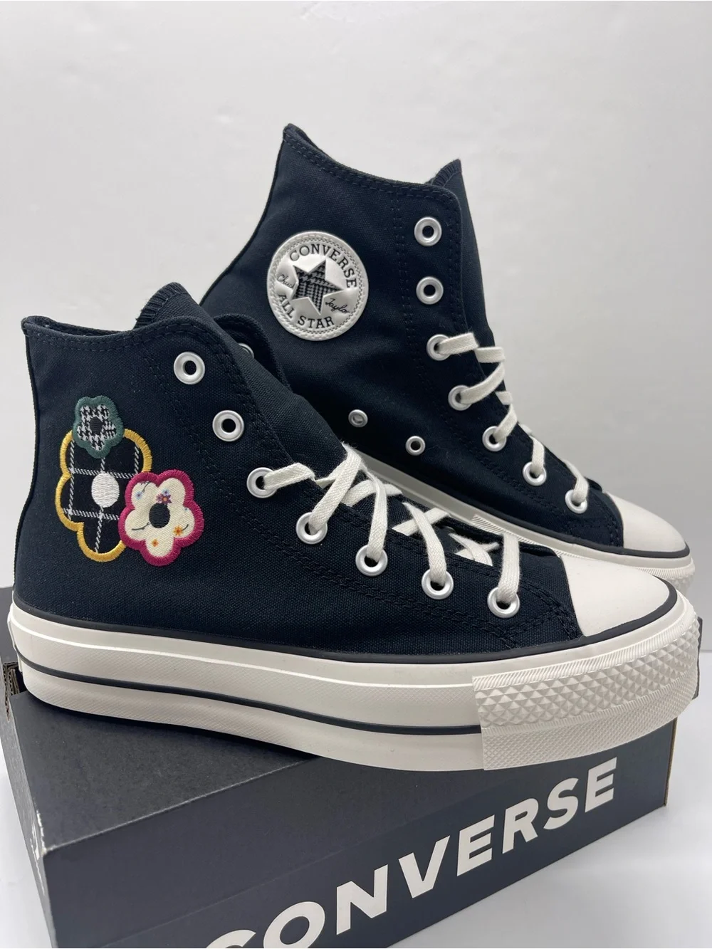 Converse A15534F CTAS LIFT HI BLACK/WHITE/SUNNY ANGLE Platform Sneakers